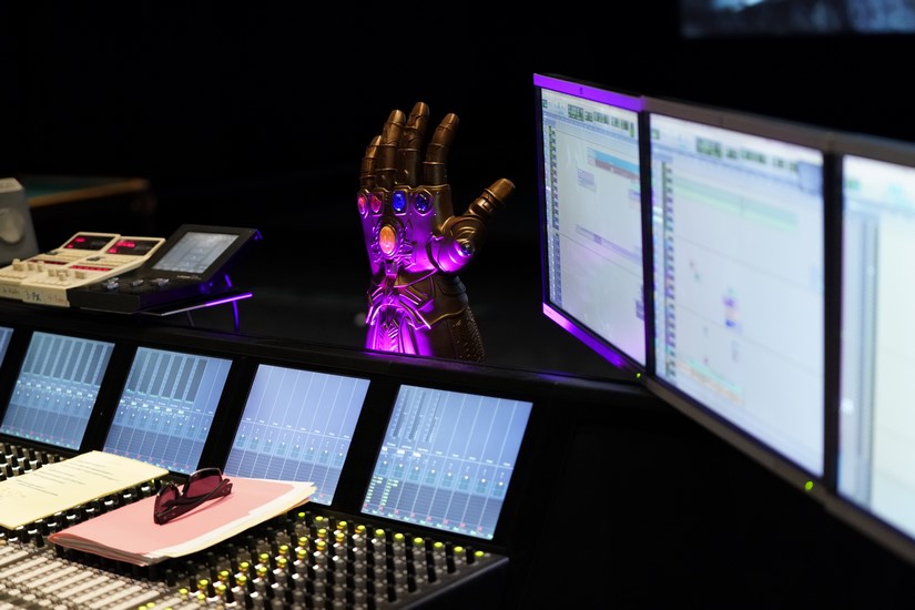 The Avengers Endgame Gauntlet