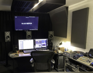 Black_Mirror_sound-2